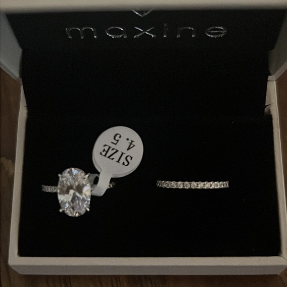 NIB Maxine Jewelry Travel Wedding Set 4.5 - Picture 3 of 12